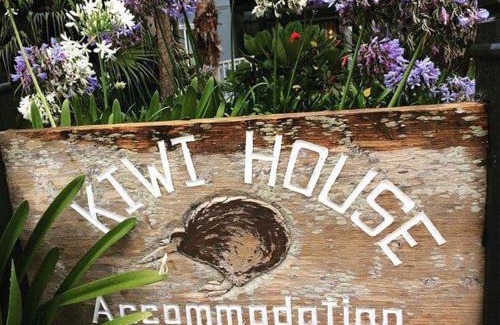 Blackpool Cama Y Desayuno | Kiwi House Waiheke
