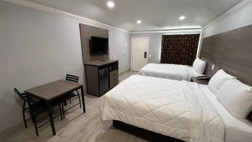 Houston Hotel | Kiwi Inn Willowbrook HWY249