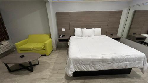 Houston Hotel | Kiwi Inn Willowbrook HWY249