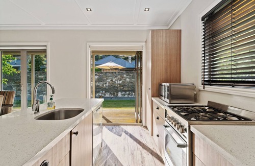 Cardrona Casa | Kiwi Ski Cottage - Wanaka Holiday Home