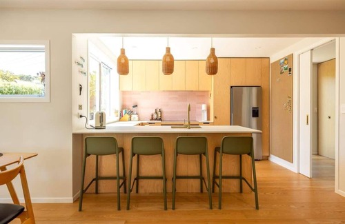 Blackpool Casa | Kiwi Street Retreat - Our Island