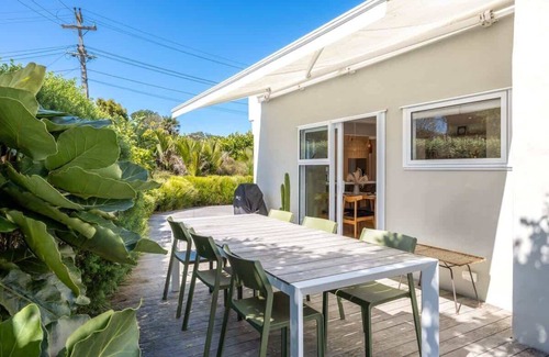 Blackpool Casa | Kiwi Street Retreat - Our Island