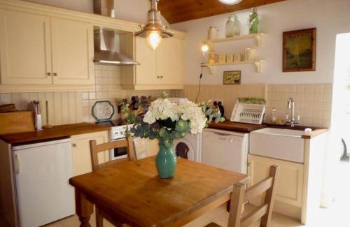 Killorglin Casa | Kizzie Cottage Killorglin by Trident Holiday Homes
