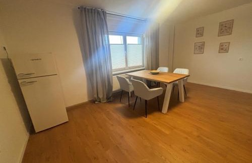 Cottbus Apartamento | Kleines Haus in Cottbus-Wilmersdorf ca 80m2