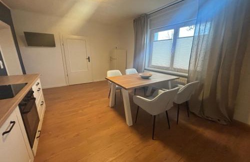 Cottbus Apartamento | Kleines Haus in Cottbus-Wilmersdorf ca 80m2