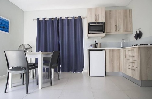 Kleinmond Cabina | Kleinmond Lodge