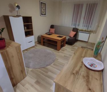 Hajnowka Apartamento | Klimatyczne mieszkanie