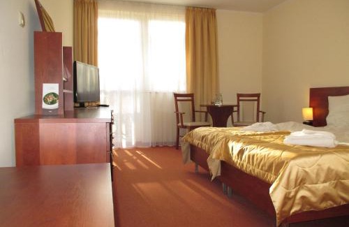 Czerniawa-Zdroj Hotel | Klinika Młodości Medical SPA