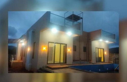 Lonavala Hotel | kLuxvilla Lonavala by StayXploreVillaz