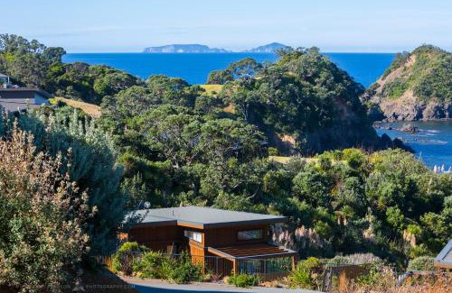 Tutukaka Cama Y Desayuno | Knights in Residence