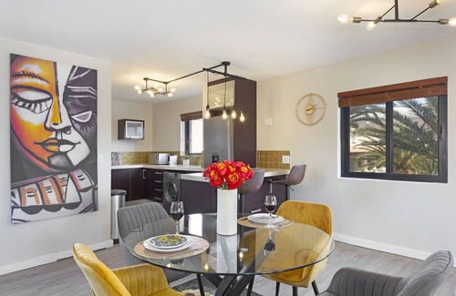 Century City Apartamento | Knightsbridge Terrace