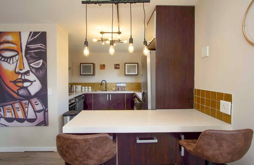 Century City Apartamento | Knightsbridge Terrace