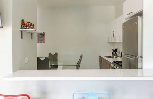 Camaceyes Apartamento | Knockout Stay! PR's Boxing Legends 1-Bd Suite, 4 mins from Crash Boat Beach