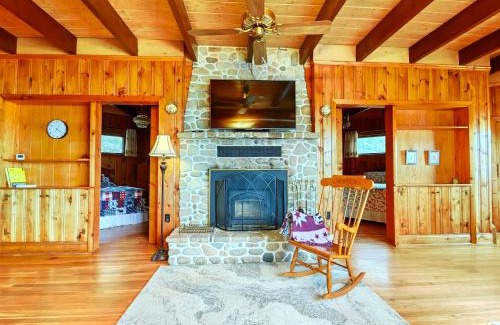 Halifax County Cama Y Desayuno | Knotty Pines Oceanside Inn