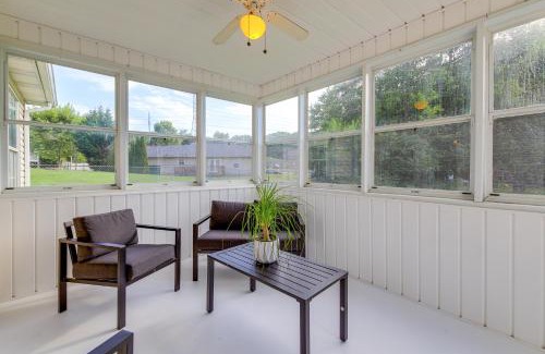 Knoxville Casa | Knoxville Home with Sunroom about 9 Mi to Downtown!