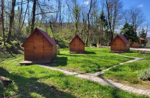 Kanal Casa | Koča sredi gozda