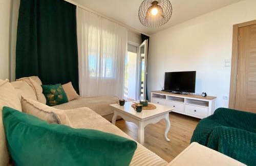 Mladenovac Casa | Košutica Vila