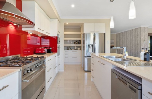Pottsville Casa | Koala Vista with Panoramic Views & Pool