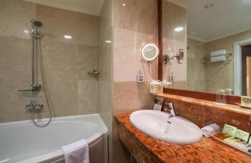Kobuleti Complejo | Kobuleti Georgia Palace Hotel & Spa