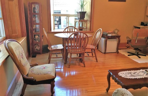 Stratford Cama Y Desayuno | Koch Haus Bed and Breakfast