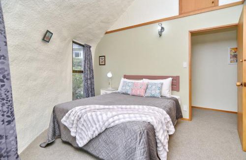 Burnside Casa | Koepel House - Christchurch Holiday Homes