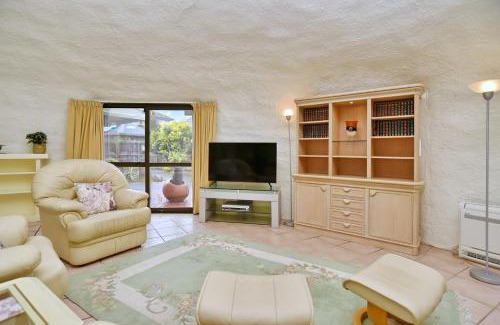 Burnside Casa | Koepel House - Christchurch Holiday Homes