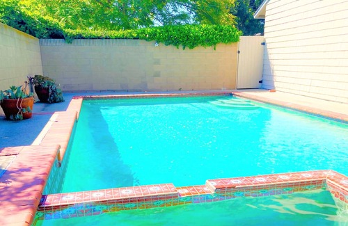 Los Altos Casa | KokoMo's Beach House with Pool