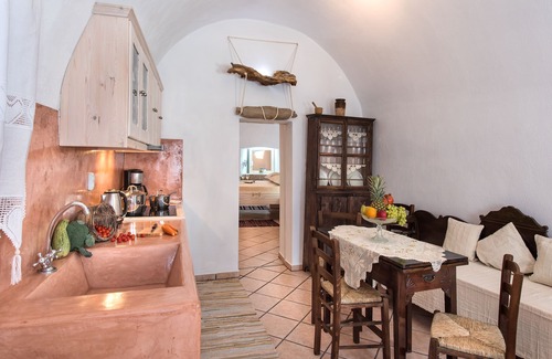 Emporio Casa | Kokos Traditional Houses