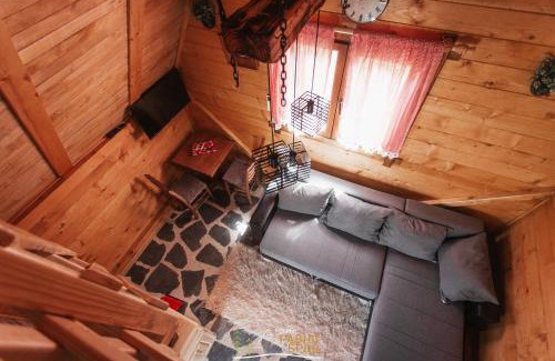 Ljubis Casa | Kolibe Ravno Brdo