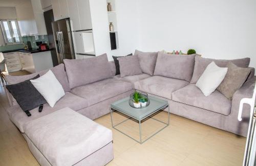 Lavrio Apartamento | Komfort City Apartment "Elias" mit Meerblick in Lavrio