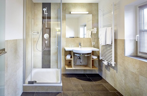 Stuhlfelden Casa | Komfort Doppelzimmer/ Dreibettzimmer - Hotel Gasthof Flatscher