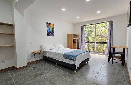 Medellin Cama Y Desayuno | Komfort House Premium