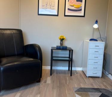 Gjovik Apartamento | Komfort og stil-perfekt for ferie og jobb
