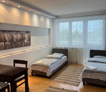 Siedlce Apartamento | Komfortowe mieszkanie dla 4 osób