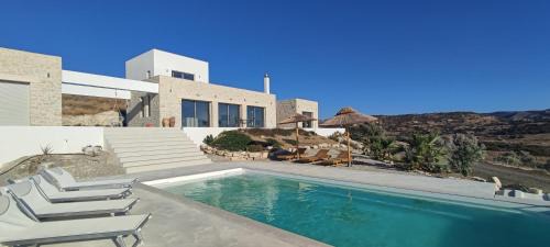 Kalamaki Villa | Komos Beach Estate