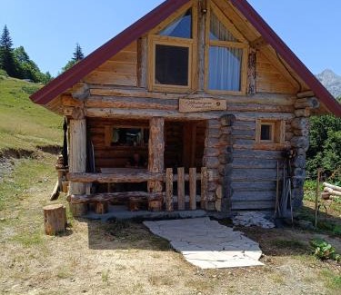 Montenegro Casa | Komovi - Montenegrina Mountain house