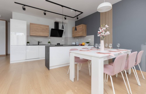 Targowek Apartamento | Kondratowicza 59 | Family apartment | Parking