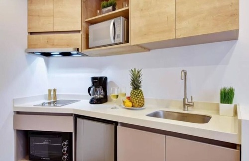 Financial District Apartamento | Konrad 204 Bog