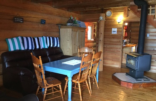 Boswell Chalet De Esquí | Kootenay Lake Lodge Waterfront Log Chalet - justo en el agua - wifi gratis