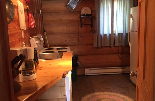 Boswell Chalet De Esquí | Kootenay Lake Lodge Waterfront Log Chalet - justo en el agua - wifi gratis