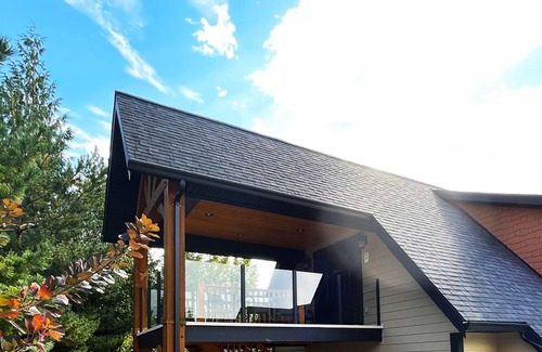 Balfour Apartamento | Kootenay Wild Guest Suites - Selkirk Suite