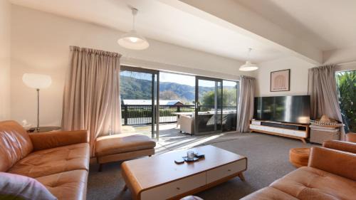 Linkwater Casa | Koraha - Queen Charlotte Sound Holiday Home