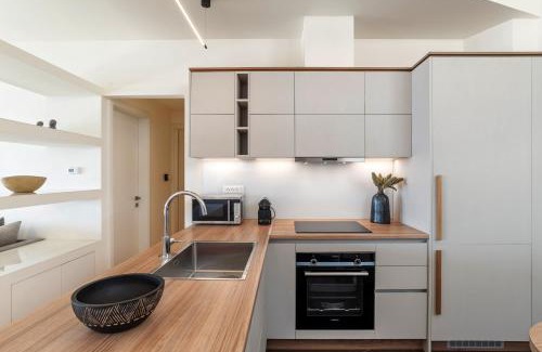 Halepa Villa | Kormoranos-Hydrobates Waterfront Villa