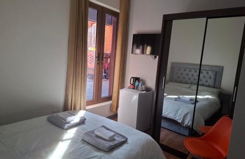 Valentines Apartamento | Kornel East London Apartment