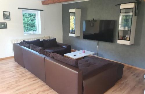 Gleichen Apartamento | Kornhaus - schöne Ferienwohnung mit Pool, Kamin und Terrasse