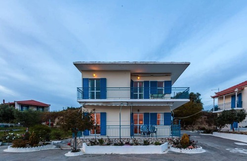 Koroni Apartamento | Koroni Seaview Retreat - Summer Cosy Nest