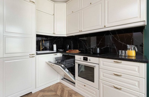 Pierwoszyno Apartamento | Kosciuszki 62 | Unique Apartment | Parking