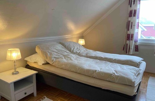 Leknes Casa | Koselig hus i landlig område