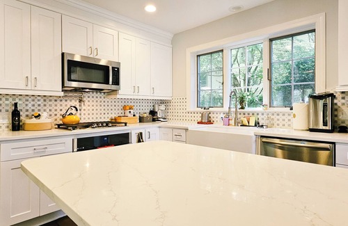 Bala-Cynwyd Casa | Kosher Spacious Oasis in Bala Cynwyd