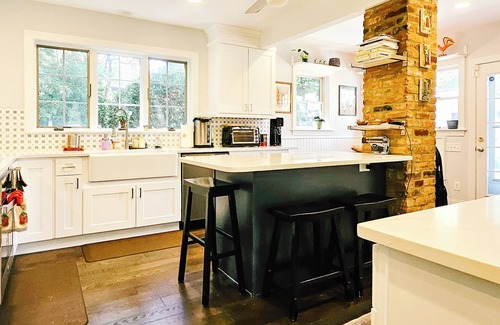 Bala-Cynwyd Casa | Kosher Spacious Oasis in Bala Cynwyd